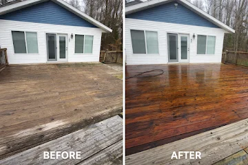 Before and after: weathered deck restored to natural wood tone